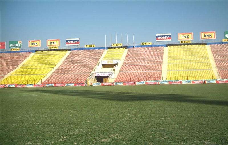 http://www.tff.org.tr/Resources/TFF/Images/StadResimleri/3801/KayseriAtaturk5.jpg